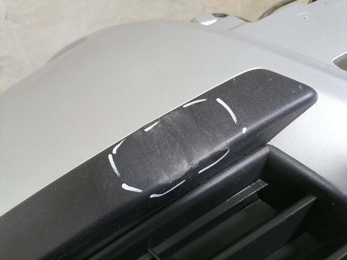VW Passat 3C original Stoßstange Stossfänger vorn LA7W Reflexsilber Bj.2008 VW Passat 3C original Stoßstange Stossfänger vorn LA7W Reflexsilber Bj.2008